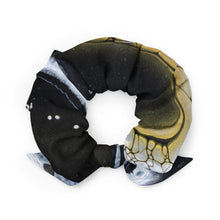 Load image into Gallery viewer, Scrunchie