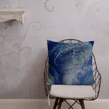 Load image into Gallery viewer, Premium Pillow