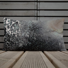 Load image into Gallery viewer, Premium Pillow